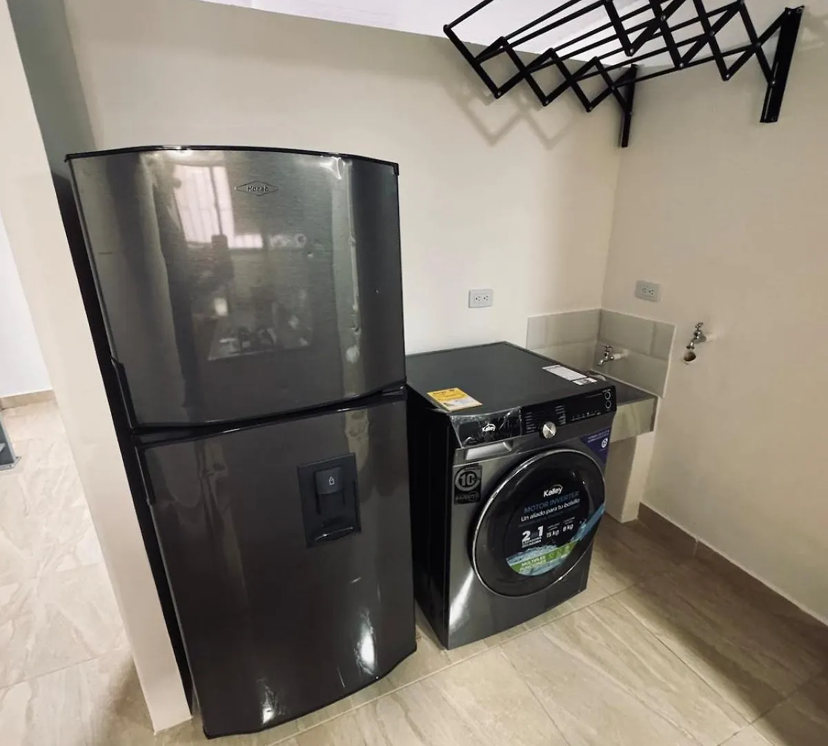 Modern Apartment Near Tourist And Commercial Area Medellin
